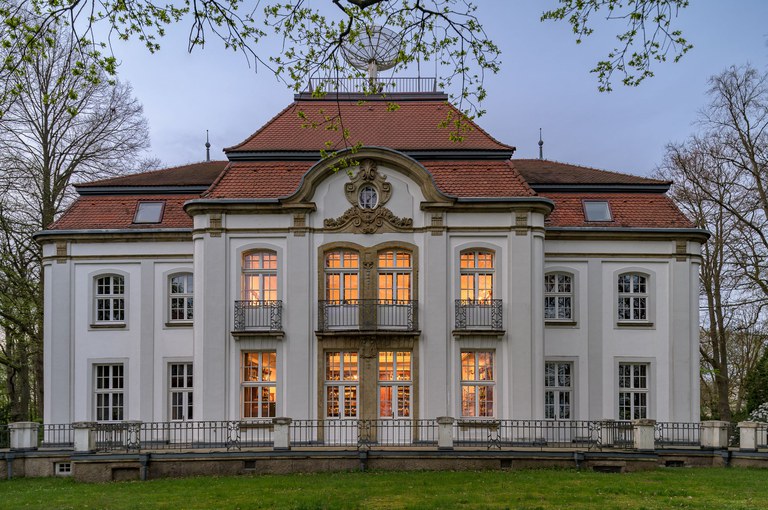 Sommerschule der Jungen AG vom 1. bis 3. Juni 2025 (Hamburger Sternwarte)